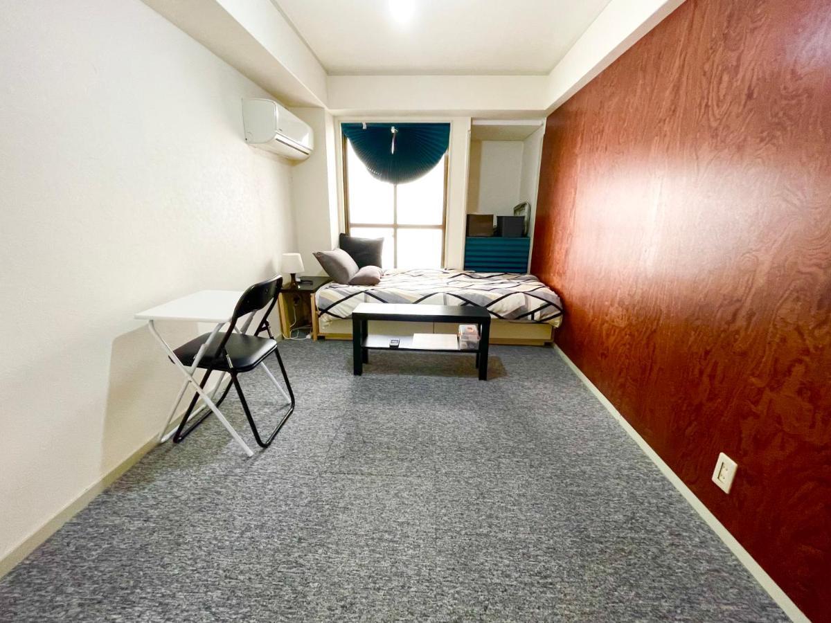 West Wood Guest Room Ōsaka Exterior foto