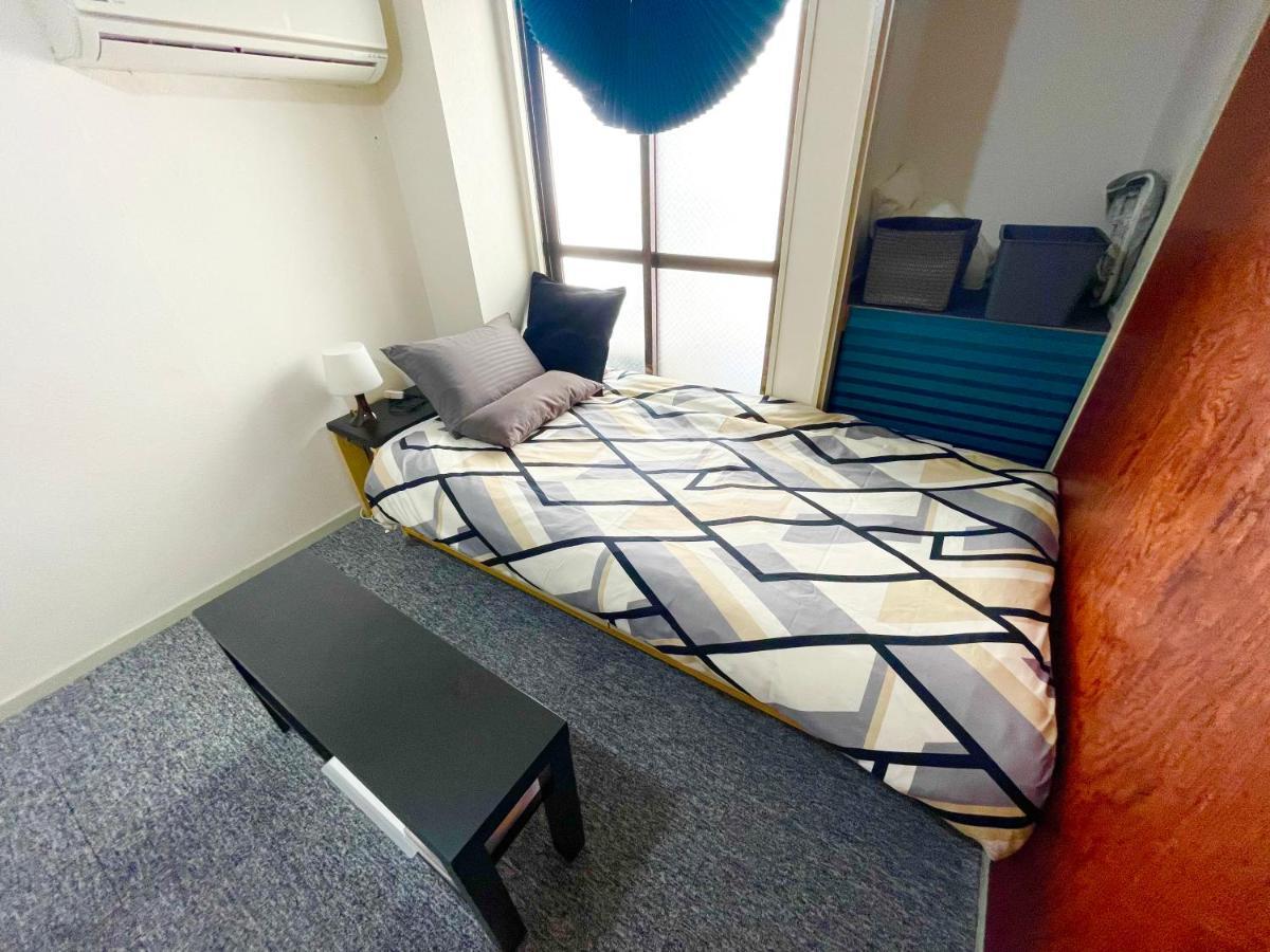 West Wood Guest Room Ōsaka Exterior foto